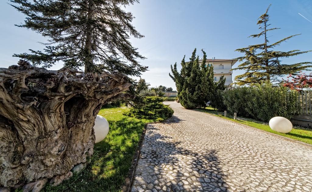 Hotel Country House La Radice Civitanova Marche Exteriér fotografie